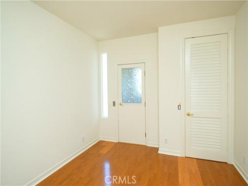 2599  Nixon   Way, Fullerton, CA