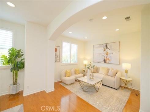 2599  Nixon   Way, Fullerton, CA