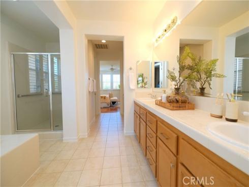 2599  Nixon   Way, Fullerton, CA