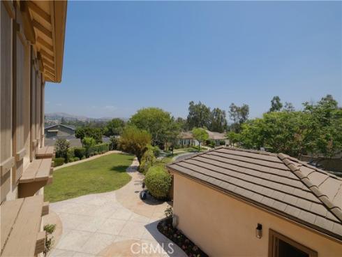 2599  Nixon   Way, Fullerton, CA