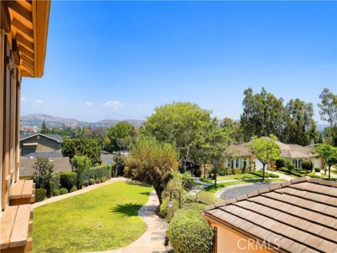 2599  Nixon   Way, Fullerton, CA
