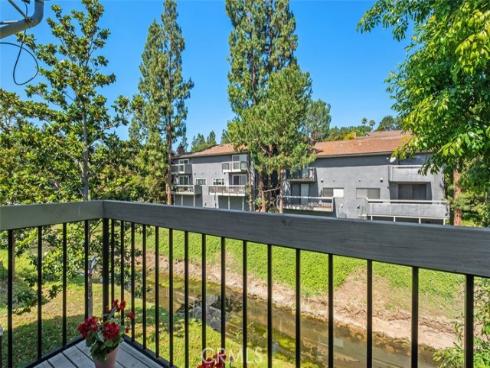 2133  Woodbriar   Court, Fullerton, CA