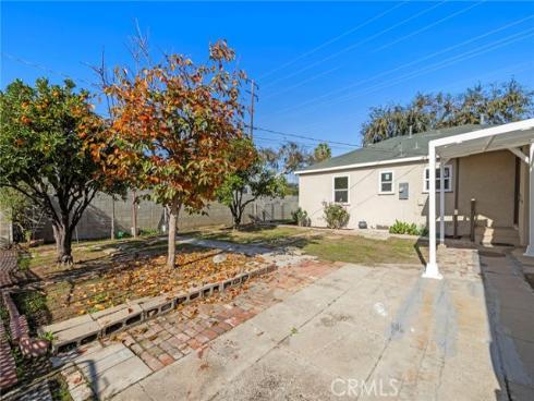 2100 W Valencia , Fullerton, CA