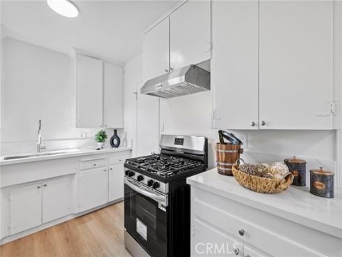 2100 W Valencia , Fullerton, CA