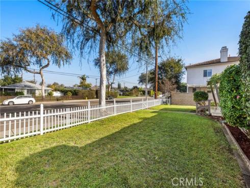2100 W Valencia , Fullerton, CA