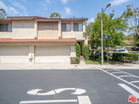845 Whitewater 68 Drive, Fullerton, CA
