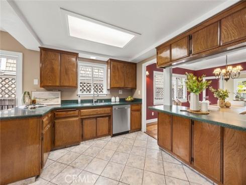 229 W Brookdale   Place, Fullerton, CA