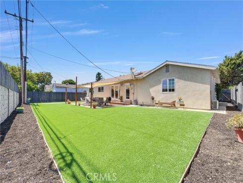 2016 E Santa Fe , Fullerton, CA