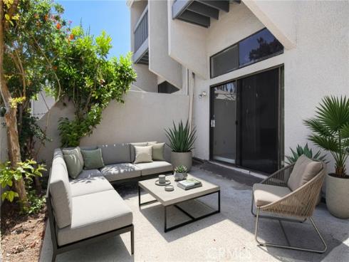 2943 Pembroke Court, Fullerton, CA
