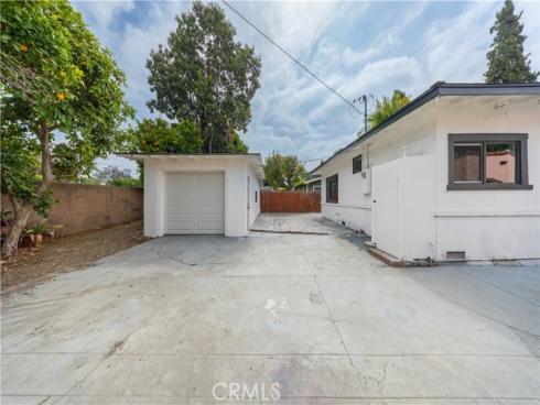 329 W Whiting   Avenue, Fullerton, CA