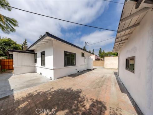 329 W Whiting   Avenue, Fullerton, CA