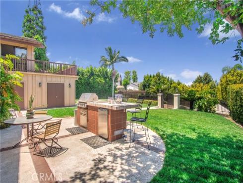 1001 W Las Palmas , Fullerton, CA