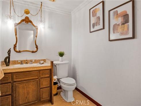 1001 W Las Palmas , Fullerton, CA