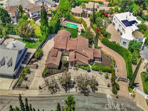 1001 W Las Palmas , Fullerton, CA