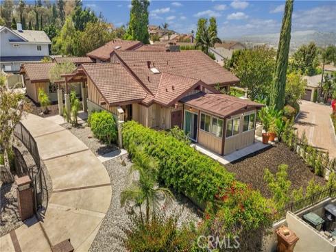 1001 W Las Palmas  , Fullerton, CA