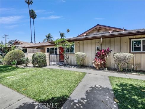 1784 E Commonwealth , Fullerton, CA