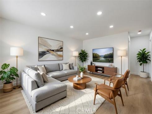 1784 E Commonwealth , Fullerton, CA