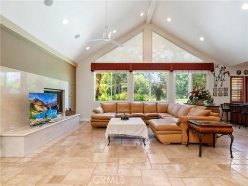 200 W Hermosa Drive, Fullerton, CA