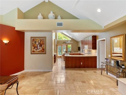 200 W Hermosa Drive, Fullerton, CA