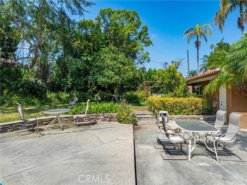 200 W Hermosa Drive, Fullerton, CA