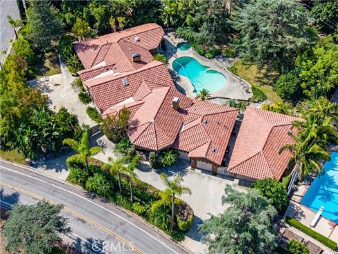 200 W Hermosa Drive, Fullerton, CA
