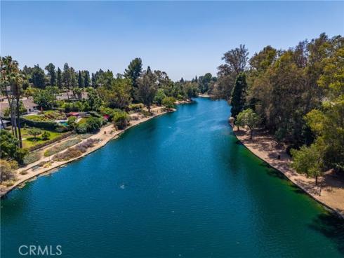 200 W Hermosa Drive, Fullerton, CA