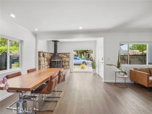 422 W Amerige Avenue, Fullerton, CA