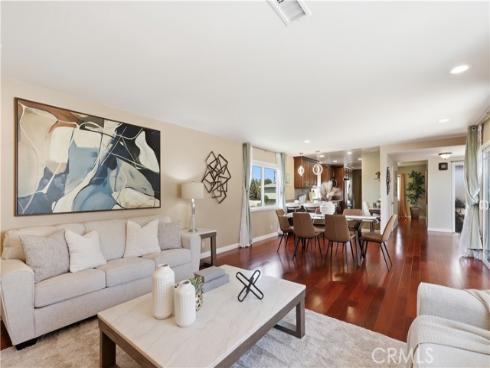 2524 Hartford Avenue, Fullerton, CA