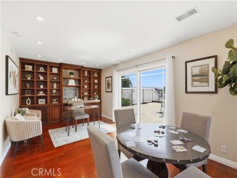 2524 Hartford Avenue, Fullerton, CA