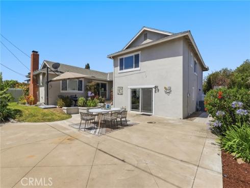 2524 Hartford Avenue, Fullerton, CA