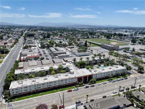 400 N Acacia c 39 , Fullerton, CA