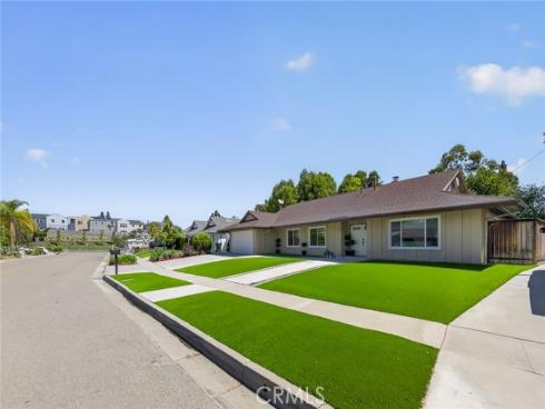 1506 Camino Del Sol , Fullerton, CA