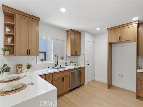 1500 W Elm , Fullerton, CA