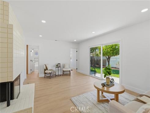 1500 W Elm , Fullerton, CA
