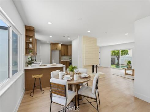 1500 W Elm , Fullerton, CA
