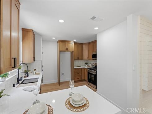 1500 W Elm , Fullerton, CA