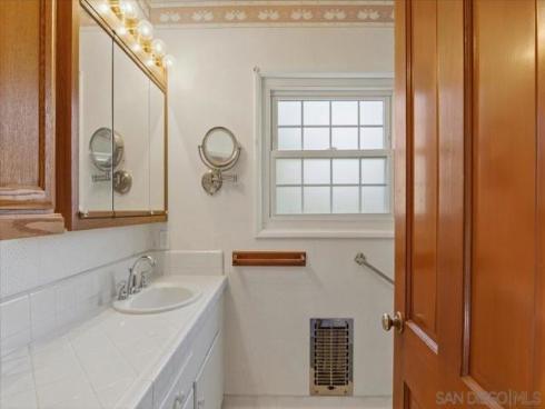 1521 Melody Lane , Fullerton, CA
