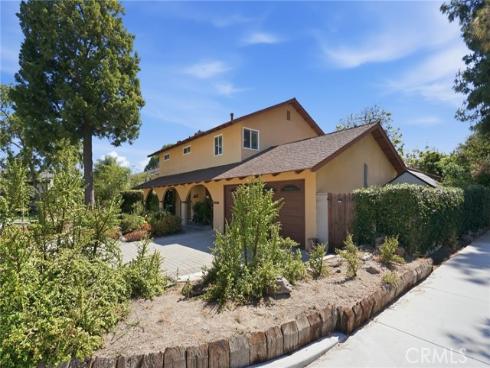 1517  Moonbeam   Place, Fullerton, CA