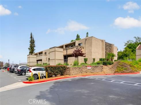 3054 Associated 26 , Fullerton, CA