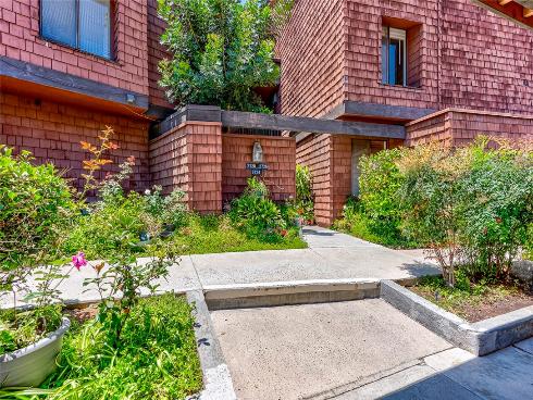 2726 Quail Ridge