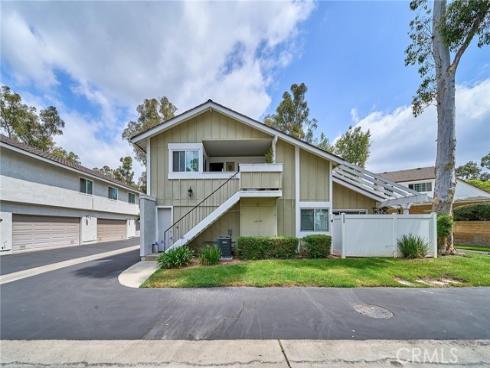 2346  Coventry Cir., #18  , Fullerton, CA