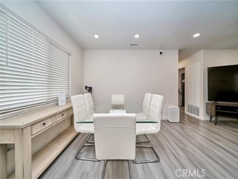 2346  Coventry Cir., #18  , Fullerton, CA