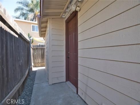 714 E Chapman Avenue, Fullerton, CA