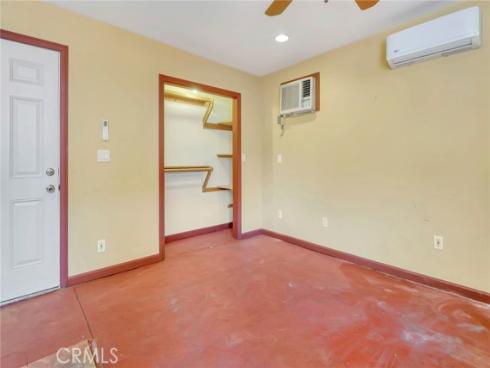 714 E Chapman Avenue, Fullerton, CA