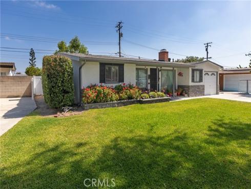 1879  Carol  , Fullerton, CA