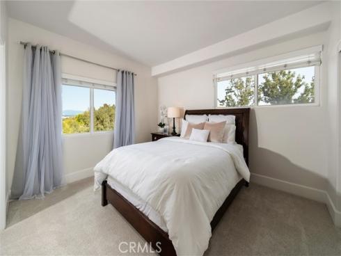 1320 N Raymond , Fullerton, CA