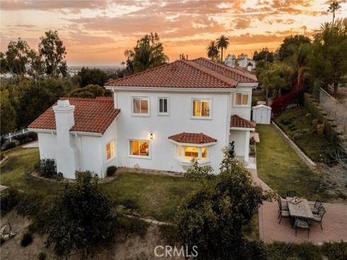 1320 N Raymond , Fullerton, CA