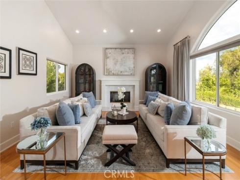 1320 N Raymond , Fullerton, CA
