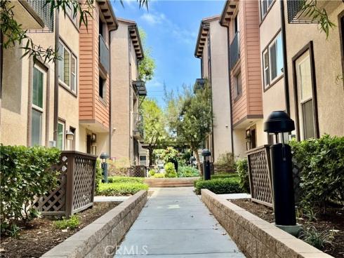 1391 Clementine Way, Fullerton, CA