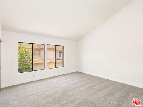 828 Whitewater 17 Drive, Fullerton, CA